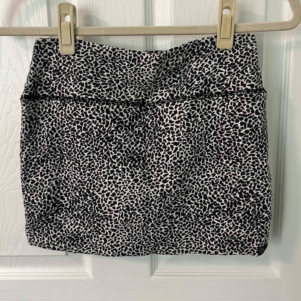 Billabong stretchy skirt